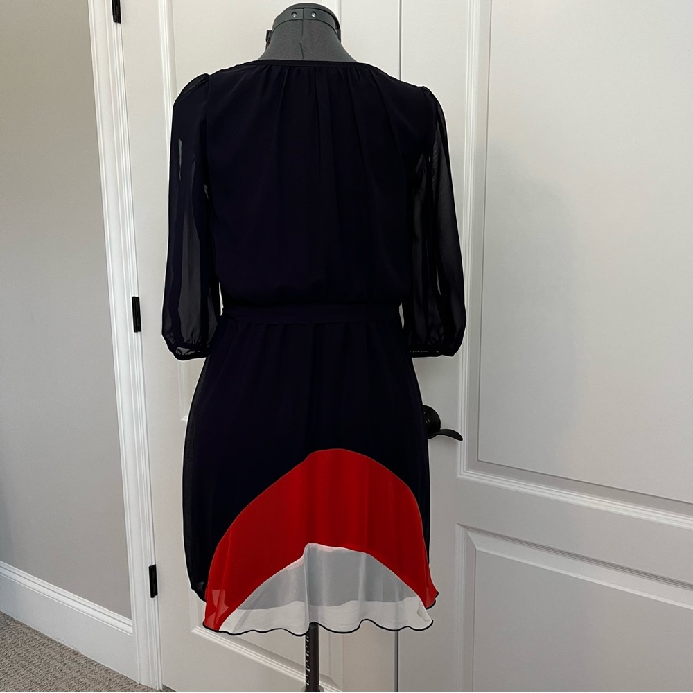 Color block dress - Picture 2 of 4
